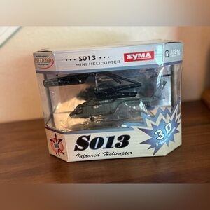 Sima S013 Blackhawk Mini Helicopter Infrared 3D 3 Channel  Controller